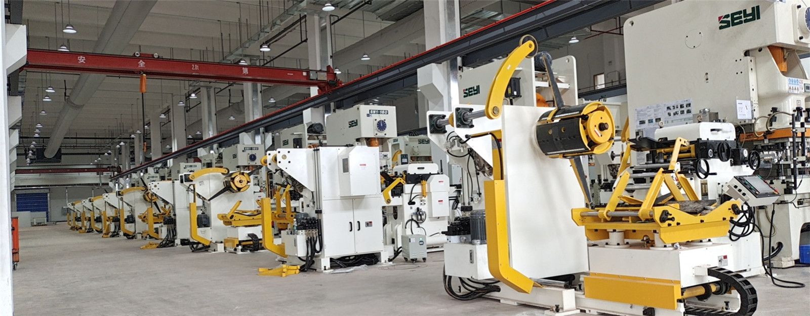Linha de processamento de bobina compacta