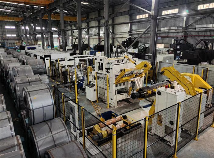 Linha de corte a laser de alimentação de bobina